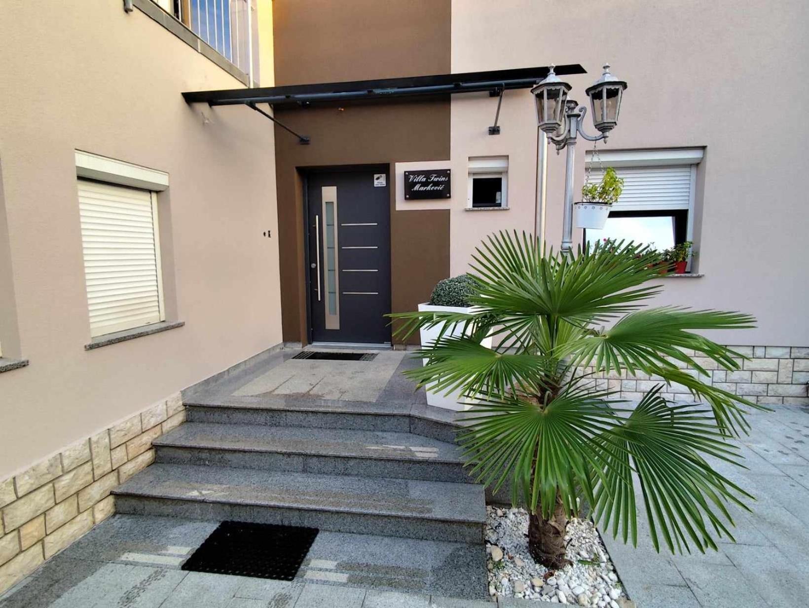 Villa Twins Markovic Pula Buitenkant foto